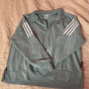 PINK Victoria’s Secret Mint quarter zip M